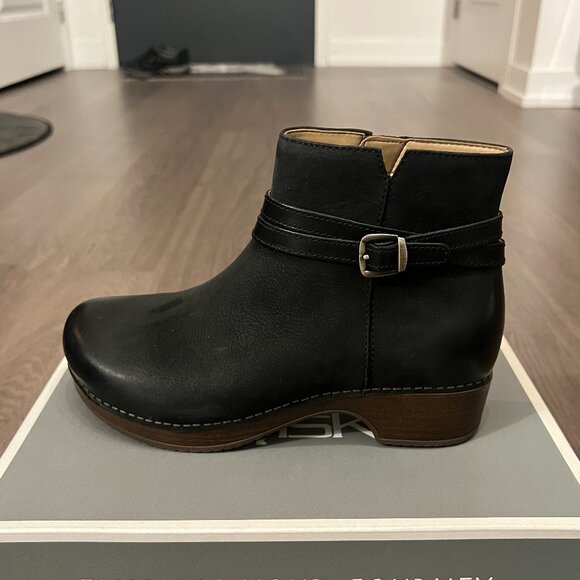 NEW DANSKO BROOK BOOTIE - Picture 6 of 16